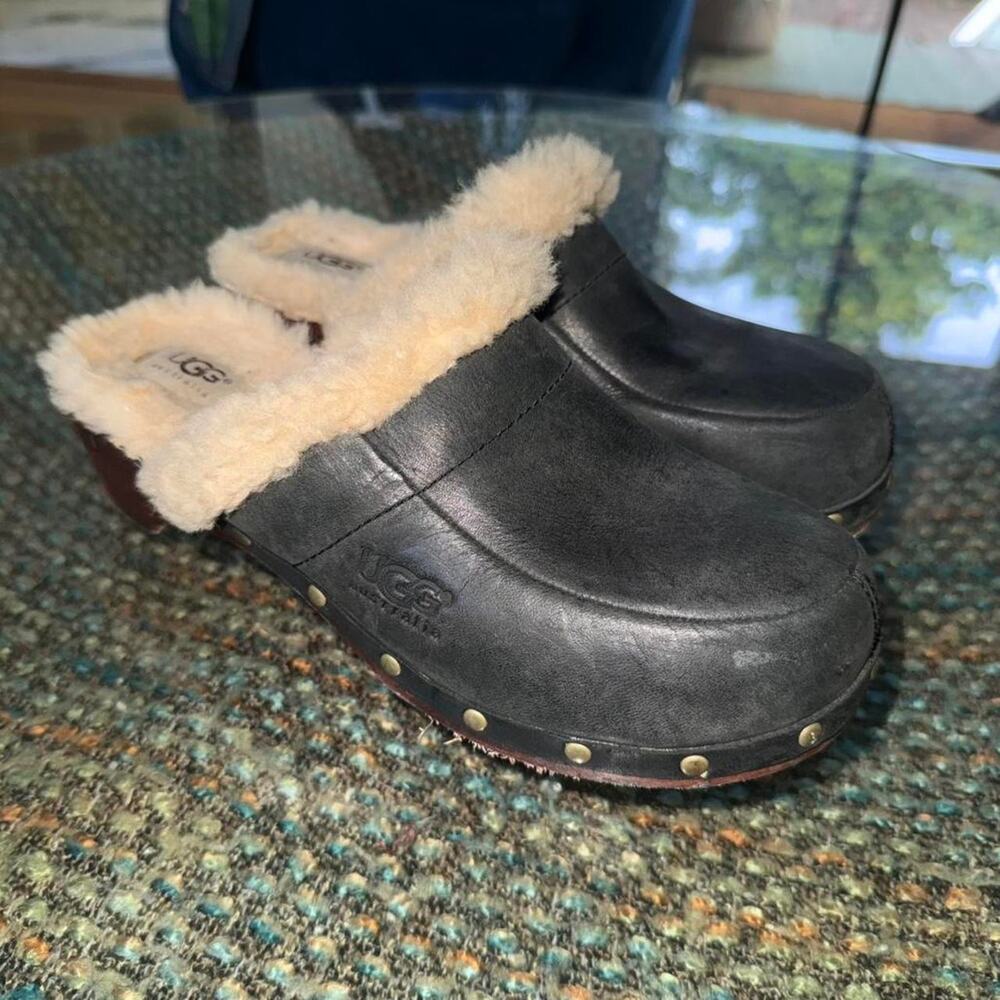UGG Black Cream Sheepskin Clogs Sz 8 Boho Fur Lined Boho Capsule Sole Needed - Picture 4 of 8